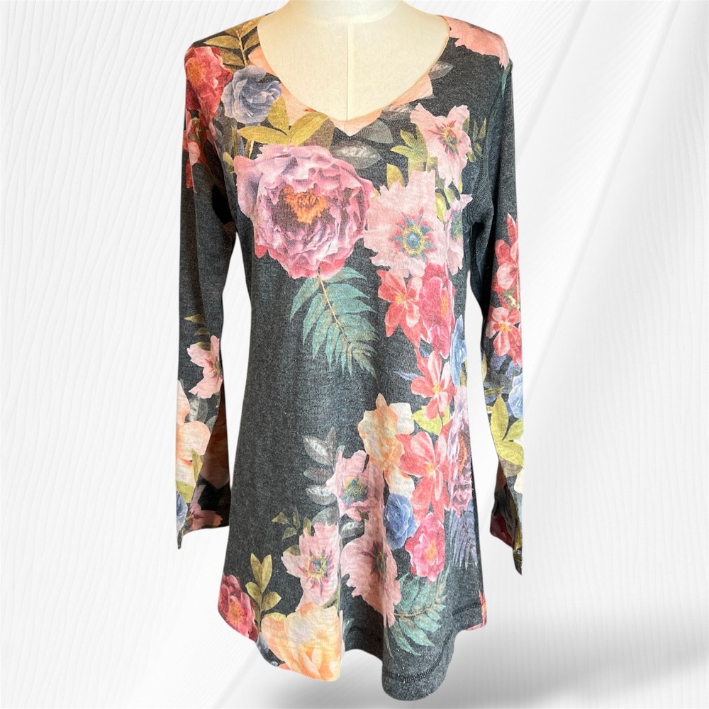 Soft Surroundings Floral Print Tunic Top V Neck Long Sleeve Gray Medium size